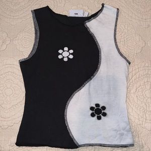 Daisy Street Yin & Yang Crop Top